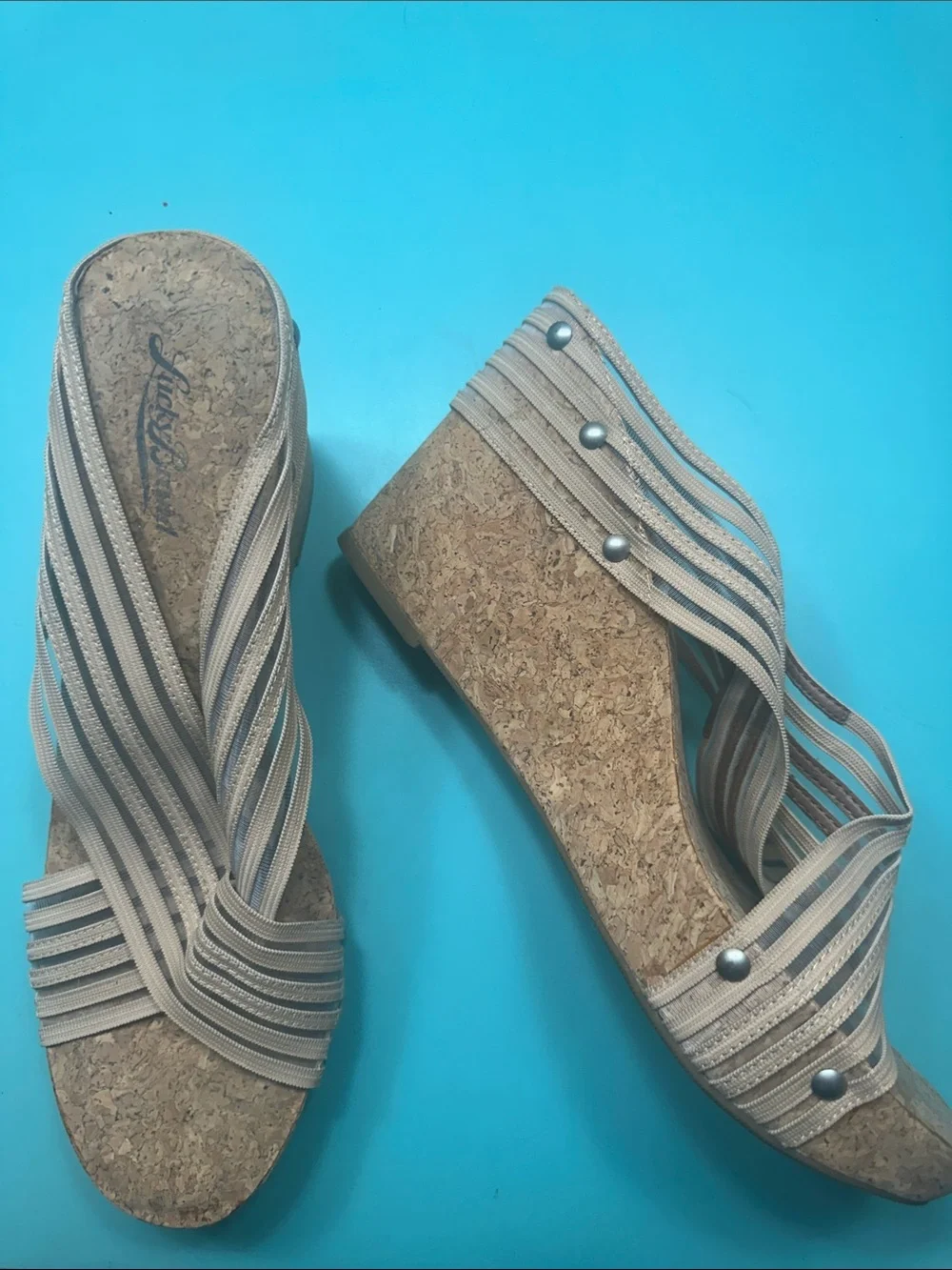 Lucky Brand Women's Beige and Gray Striped Cork Wedge Sandals